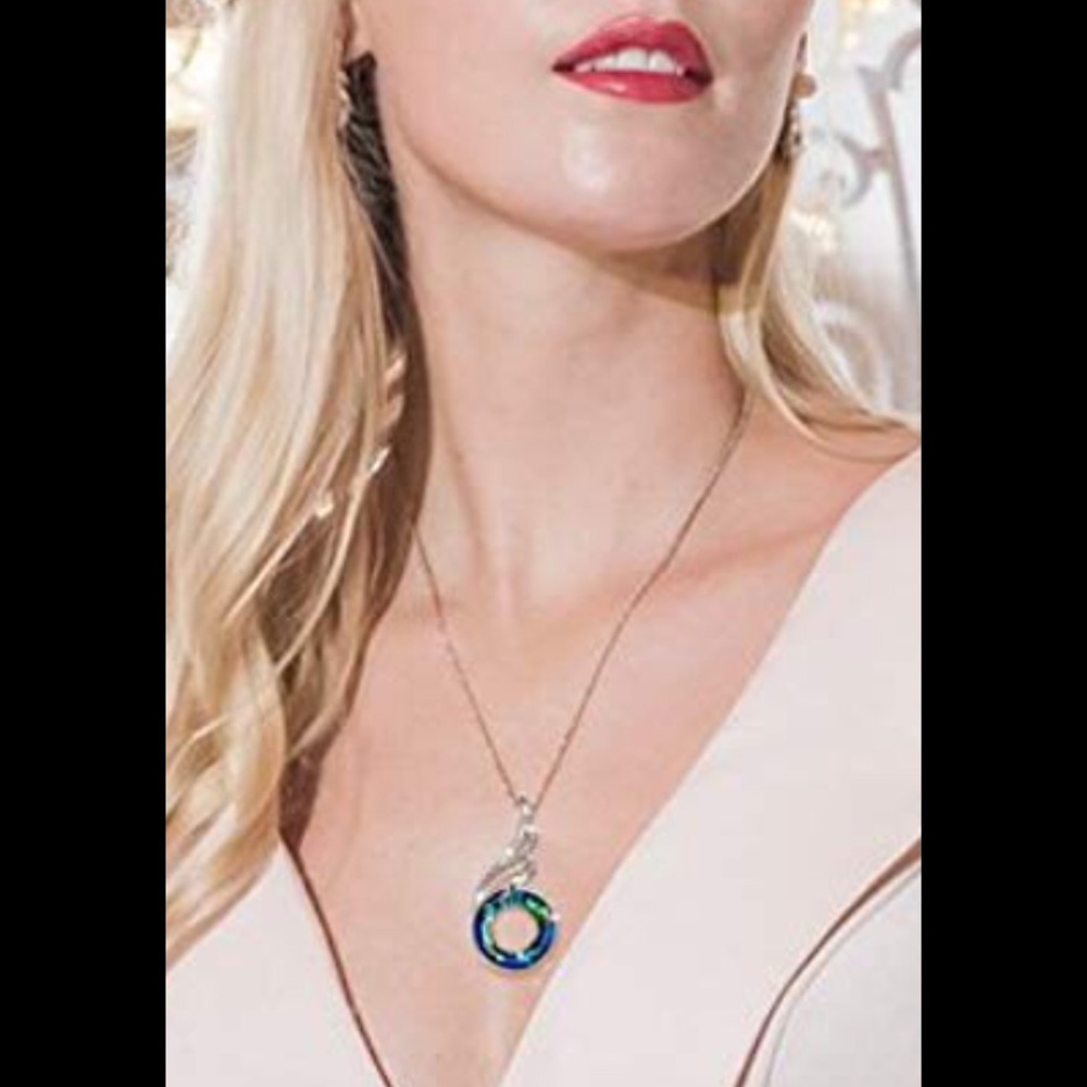 Nirvana of Phoenix Crystal Necklace & Earrings Set